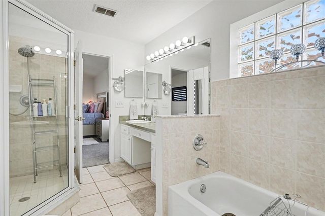 2333 TOWERING OAKS CIRCLE, Seffner, FL 33584