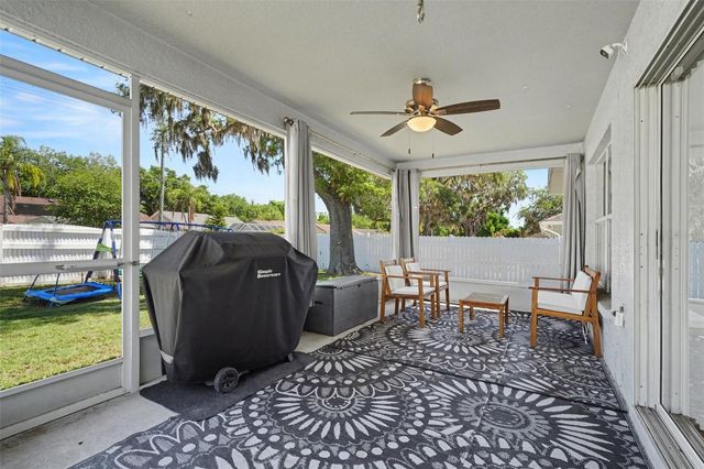 2333 TOWERING OAKS CIRCLE, Seffner, FL 33584