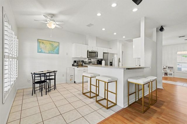 2333 TOWERING OAKS CIRCLE, Seffner, FL 33584