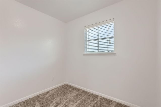 131 Lavaca LOOP, Hutto, TX 78634
