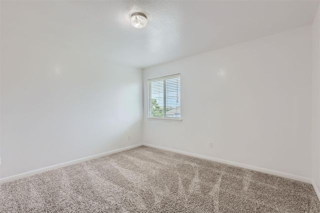 131 Lavaca LOOP, Hutto, TX 78634