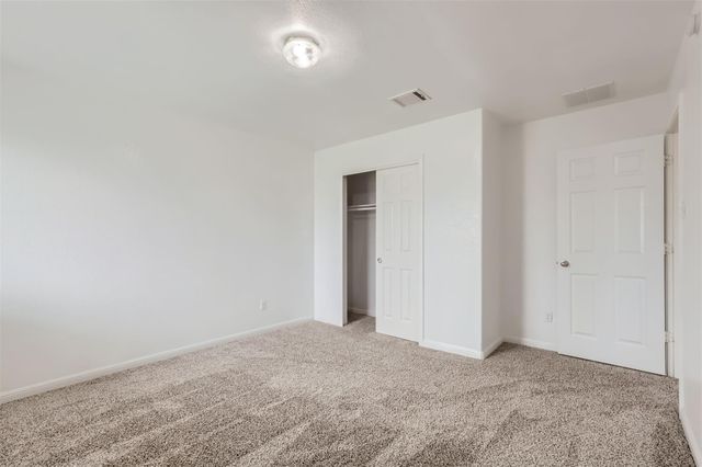 131 Lavaca LOOP, Hutto, TX 78634