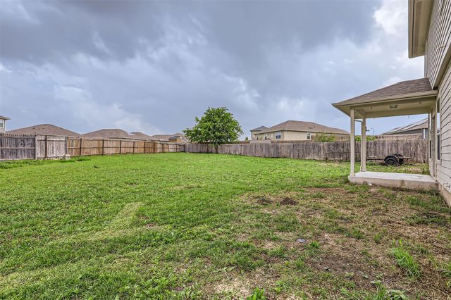 131 Lavaca LOOP, Hutto, TX 78634