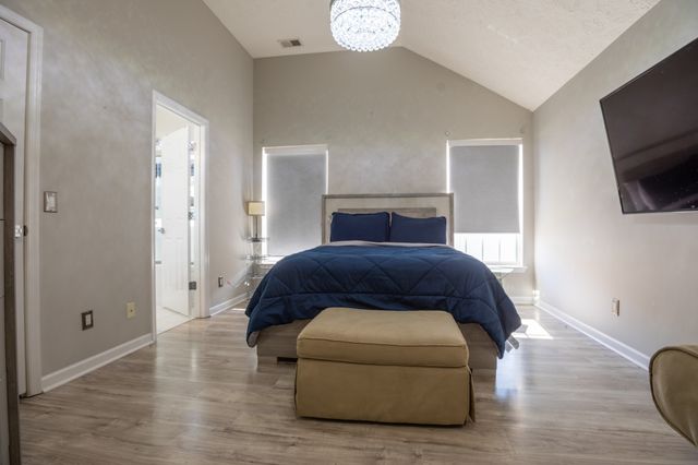 5464 Daniel Ray Dr, Whites Creek, TN 37189