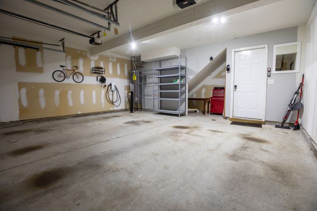 5464 Daniel Ray Dr, Whites Creek, TN 37189