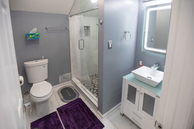 5464 Daniel Ray Dr, Whites Creek, TN 37189