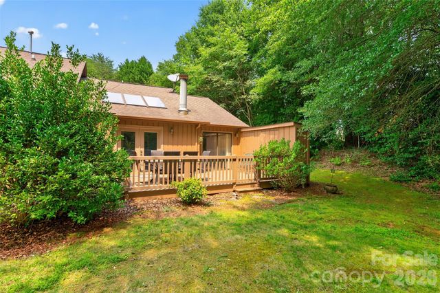 1630 12th Street NE, Hickory, NC 28601