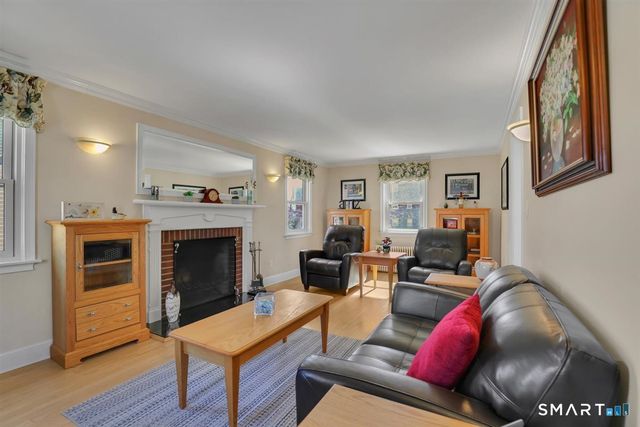 90 Colonial Drive, Hamden, CT 06518