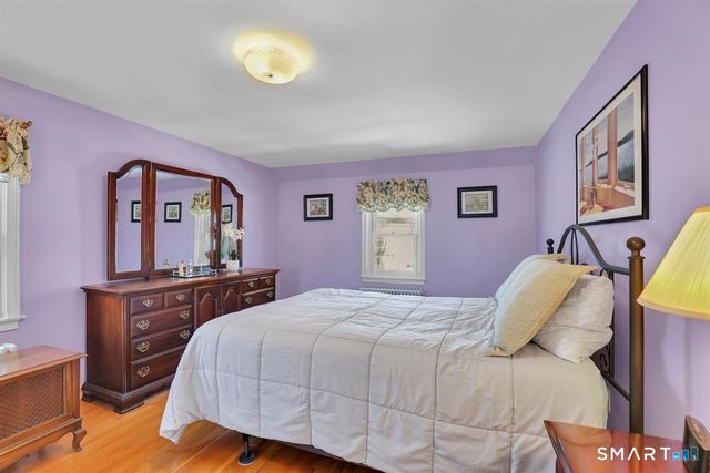 90 Colonial Drive, Hamden, CT 06518