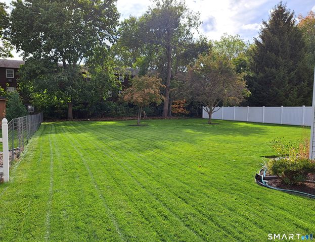 90 Colonial Drive, Hamden, CT 06518