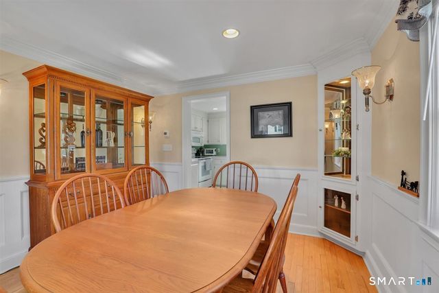 90 Colonial Drive, Hamden, CT 06518