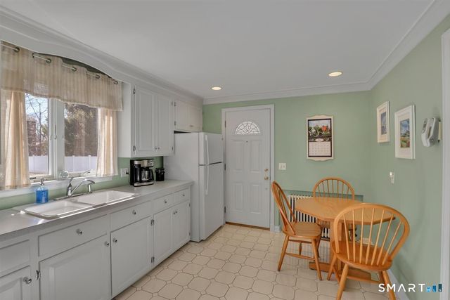 90 Colonial Drive, Hamden, CT 06518