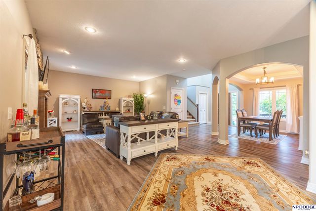5162 S 197th Avenue Circle, Omaha, NE 68135