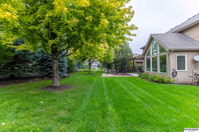 5162 S 197th Avenue Circle, Omaha, NE 68135
