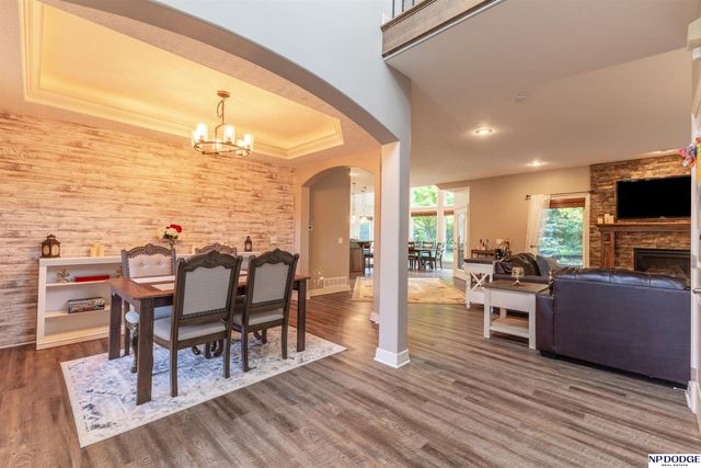 5162 S 197th Avenue Circle, Omaha, NE 68135
