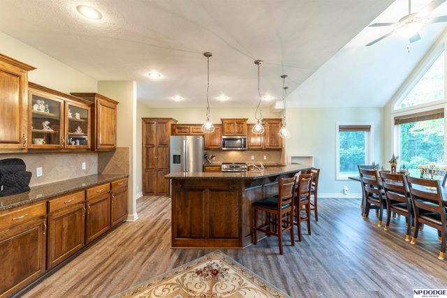 5162 S 197th Avenue Circle, Omaha, NE 68135