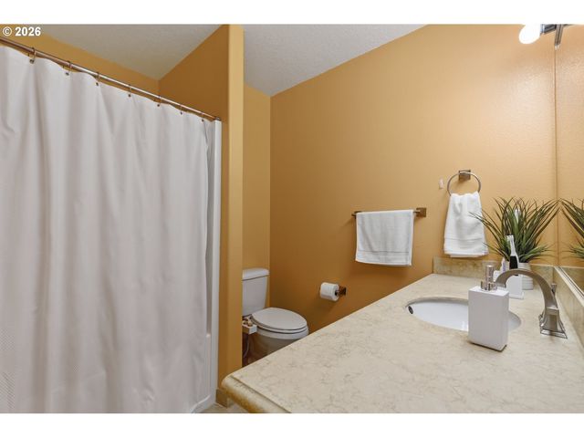 6009 Ne 76TH Cir, Vancouver, WA 98661