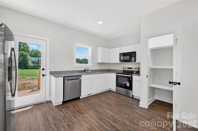 4000 Herman Sipe Road, Conover, NC 28613