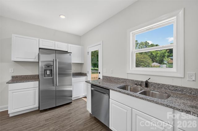 4000 Herman Sipe Road, Conover, NC 28613