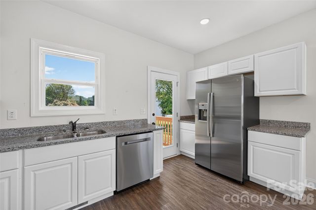 4000 Herman Sipe Road, Conover, NC 28613