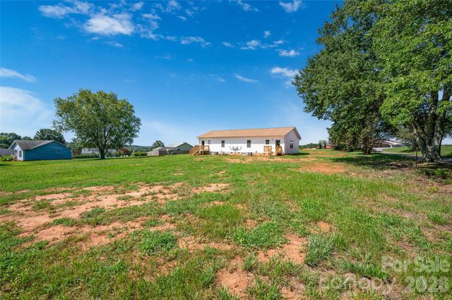 4000 Herman Sipe Road, Conover, NC 28613