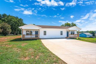 4000 Herman Sipe Road, Conover, NC 28613