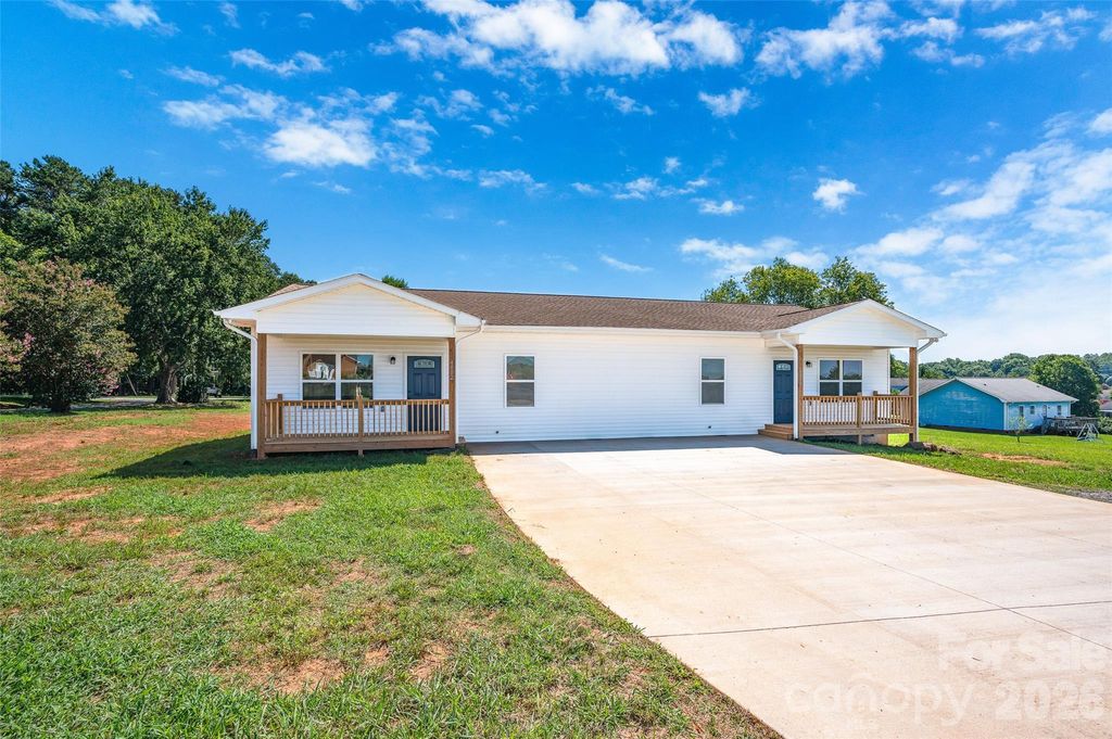 4000 Herman Sipe Road, Conover, NC 28613