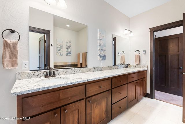 157 Chutes Ln, Sandpoint, ID 83864