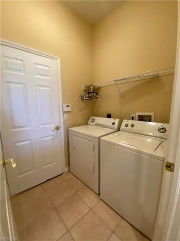 2677 Blue Cypress Lake CT, Cape Coral, FL 33909