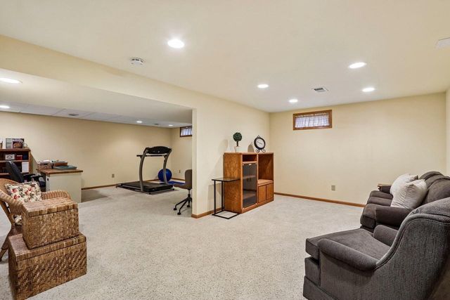 114 N High Point Road, Madison, WI 53717