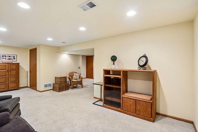 114 N High Point Road, Madison, WI 53717
