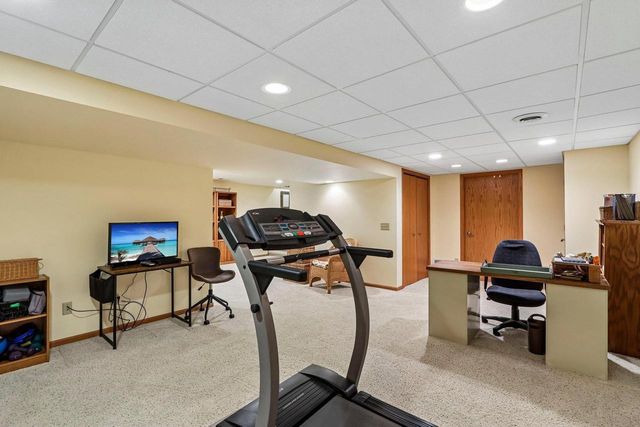 114 N High Point Road, Madison, WI 53717