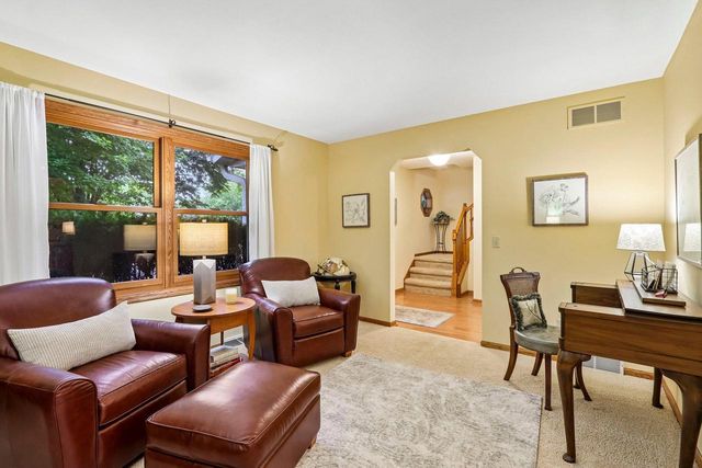 114 N High Point Road, Madison, WI 53717