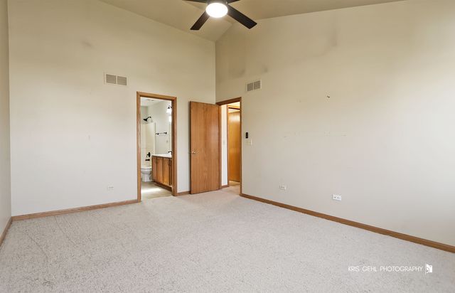 161 Wedgeport Court, Romeoville, IL 60446