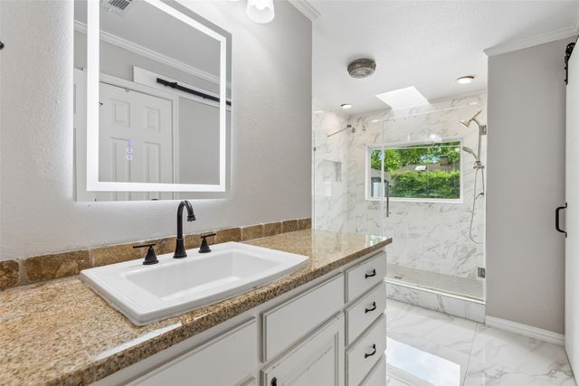 4008 Kingswick Drive, Arlington, TX 76016