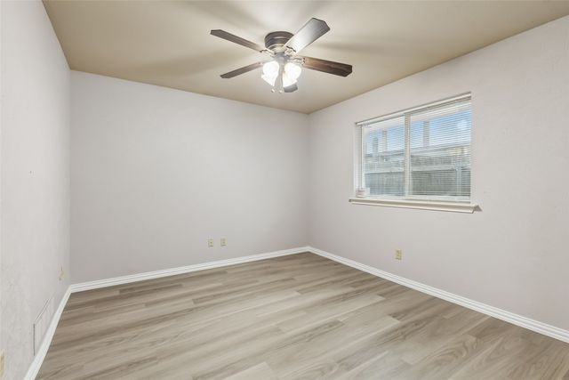 4008 Kingswick Drive, Arlington, TX 76016