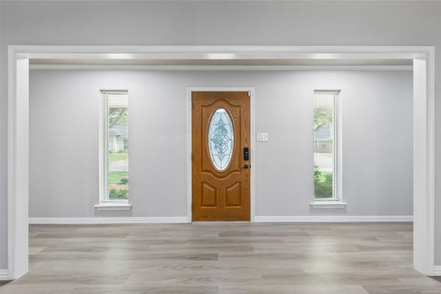 4008 Kingswick Drive, Arlington, TX 76016