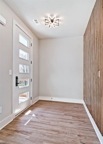 491 S Happy Hollow Road, Fayetteville, AR 72701