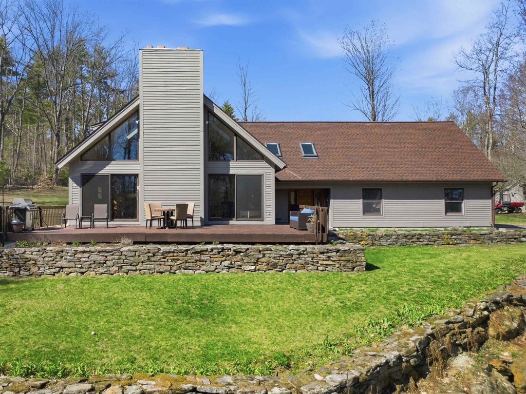 490 Clough Road, Pittsfield, NH 03263
