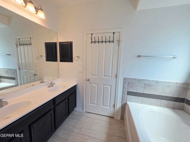 7517 RED CEDAR Drive, El Paso, TX 79911
