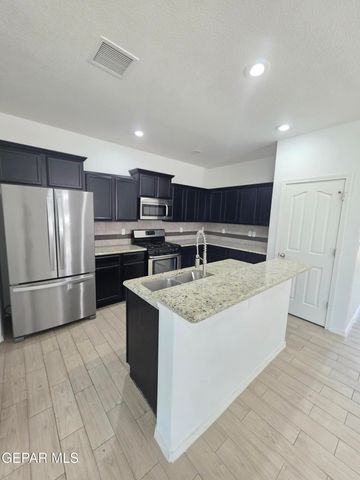7517 RED CEDAR Drive, El Paso, TX 79911
