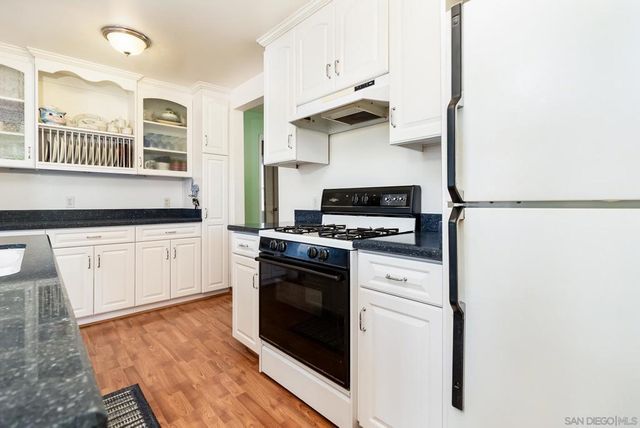 8423 Prospect Ave, Santee, CA 92071