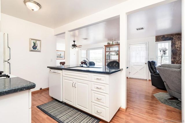 8423 Prospect Ave, Santee, CA 92071