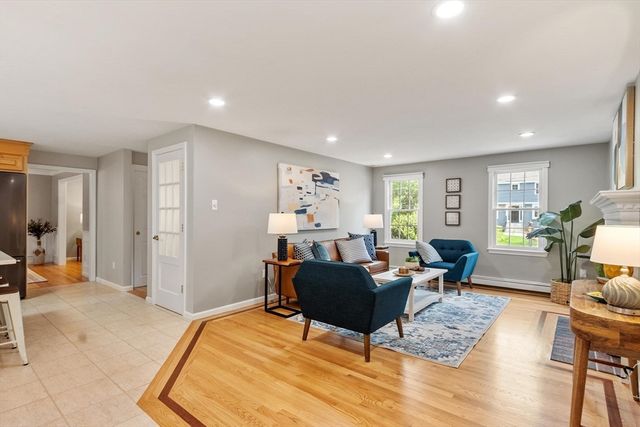 10 John Swift Rd, Acton, MA 01720
