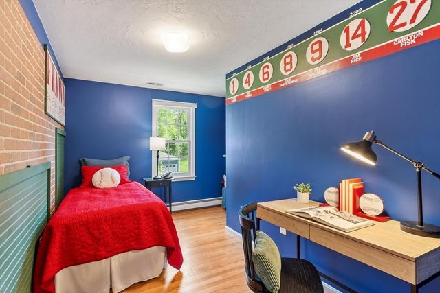 10 John Swift Rd, Acton, MA 01720