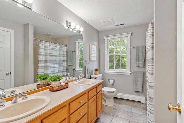 10 John Swift Rd, Acton, MA 01720