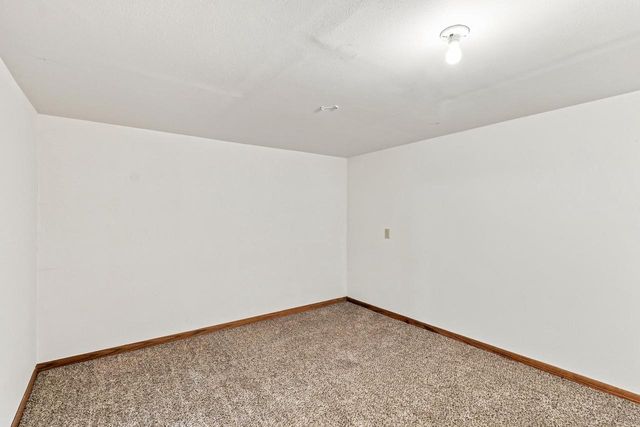 6215 River Road, Deforest, WI 53532