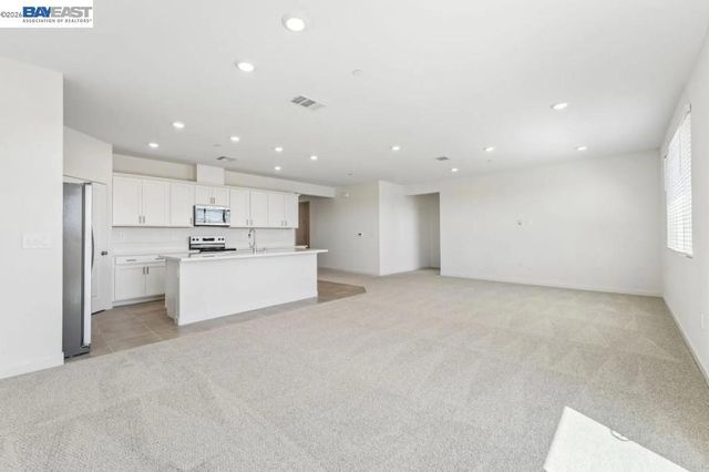 508 Spruce Waly, Oakley, CA 94561