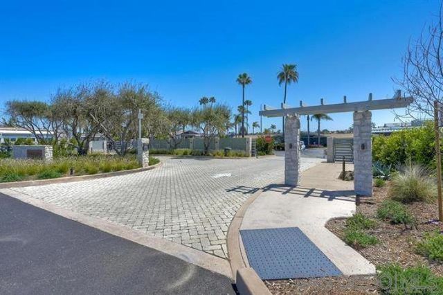 6550 Ponto Dr 110, Carlsbad, CA 92011