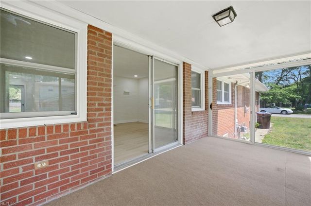 1510 Landsworth ST, Chesapeake, VA 23324